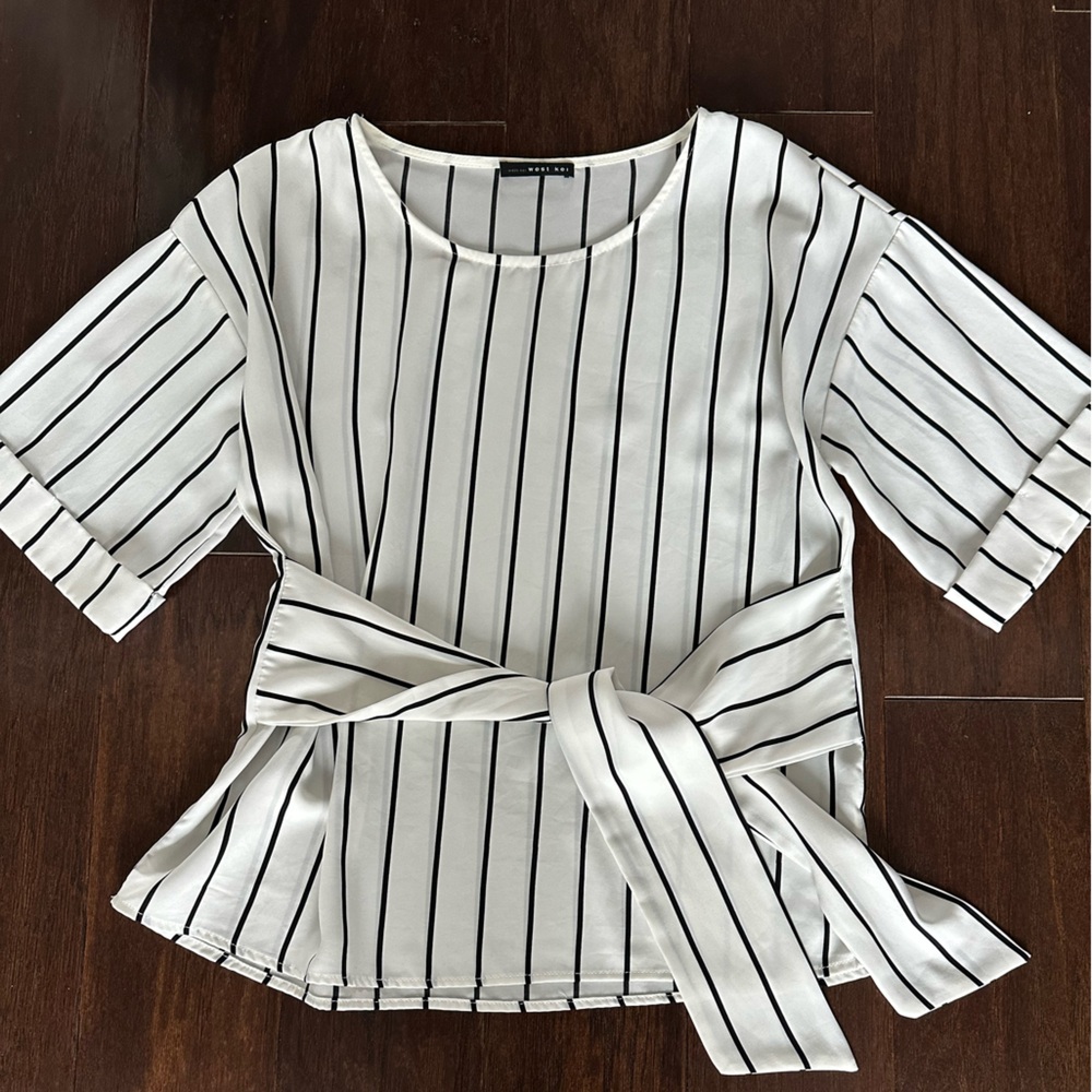 Like New West Kei Black & White Striped Blouse with Tie, Sz XS